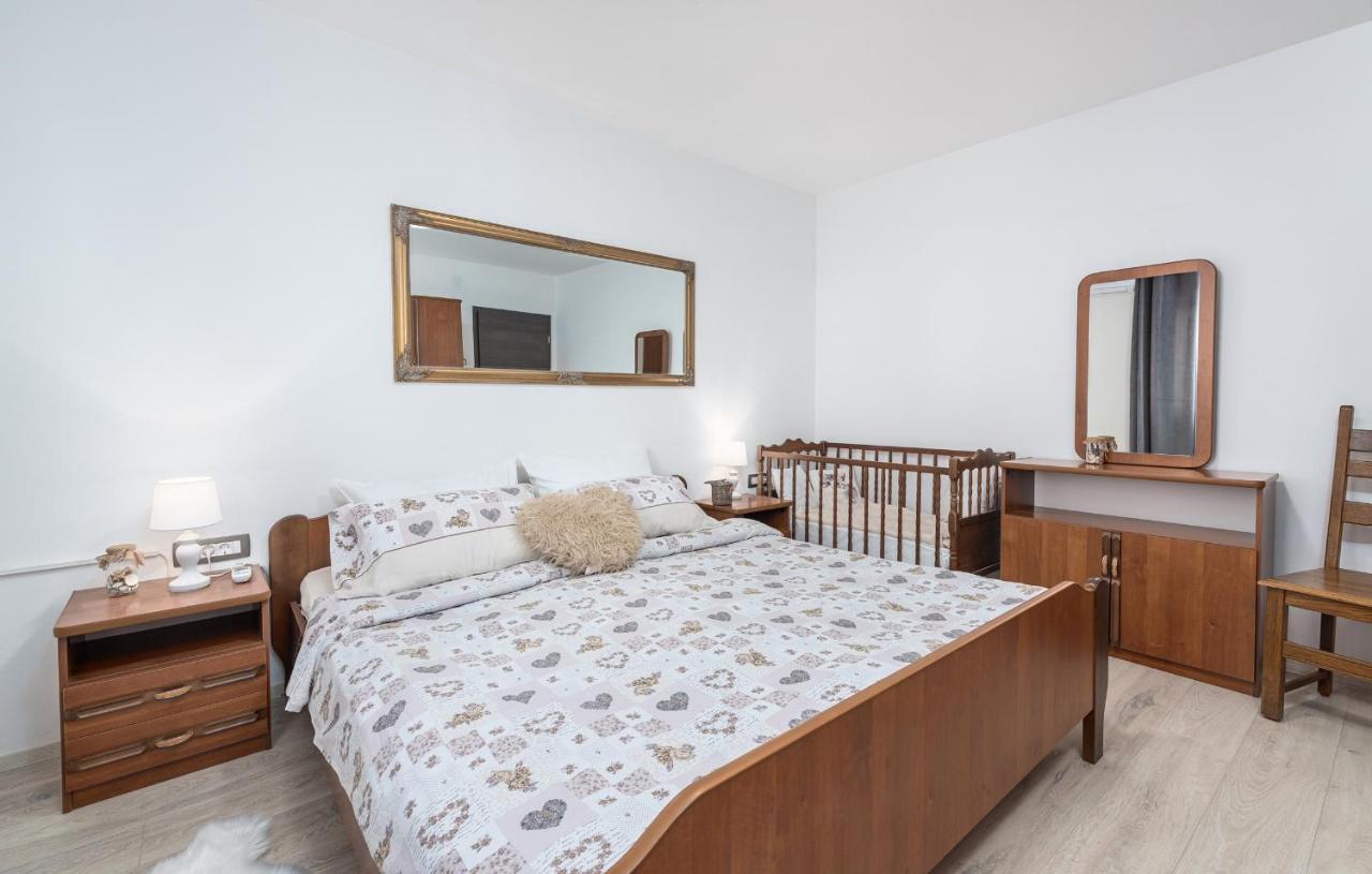 Apartman Sabina, Porec Fuškulin Exterior foto